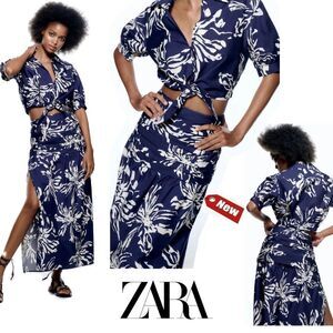 Zara navy long printed high waisted pleated side slit skirt Sz M NWT